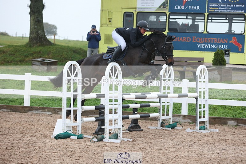 231112A-102632-03349 - Cls 17 Blue Chip Novice Winter Qualifier