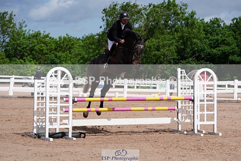 250525-104932-09172 - Cls 32 A&B Snr Brit Nov & 90cm Open