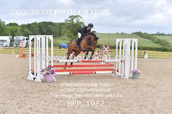 BPP_1982 - SAT CLASS 10 Senior British Novice/ 90cm Open