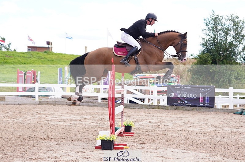240721A-140822-18633 - Cls 32, YH 6 Yr Olds 1.30m