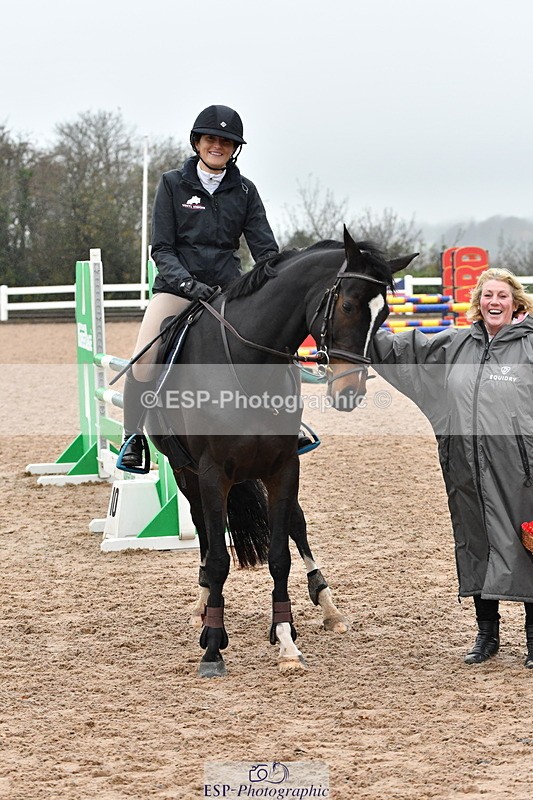 231112A-105242-03452 - Cls 17 Blue Chip Novice Winter Qualifier