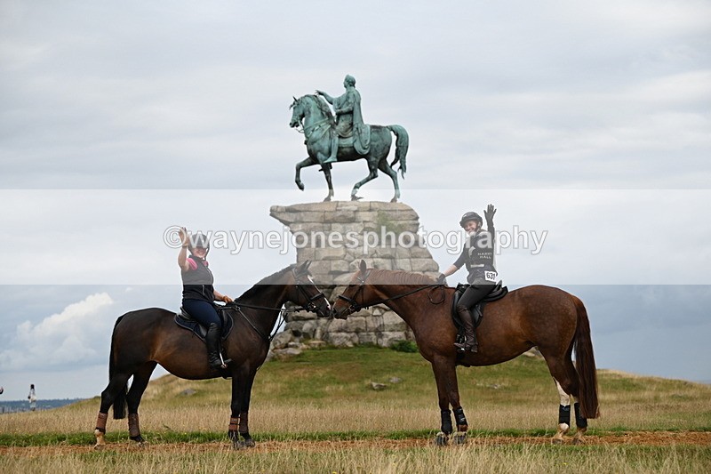 DSC_5955 - Time at Statue 12:17 to 12:44