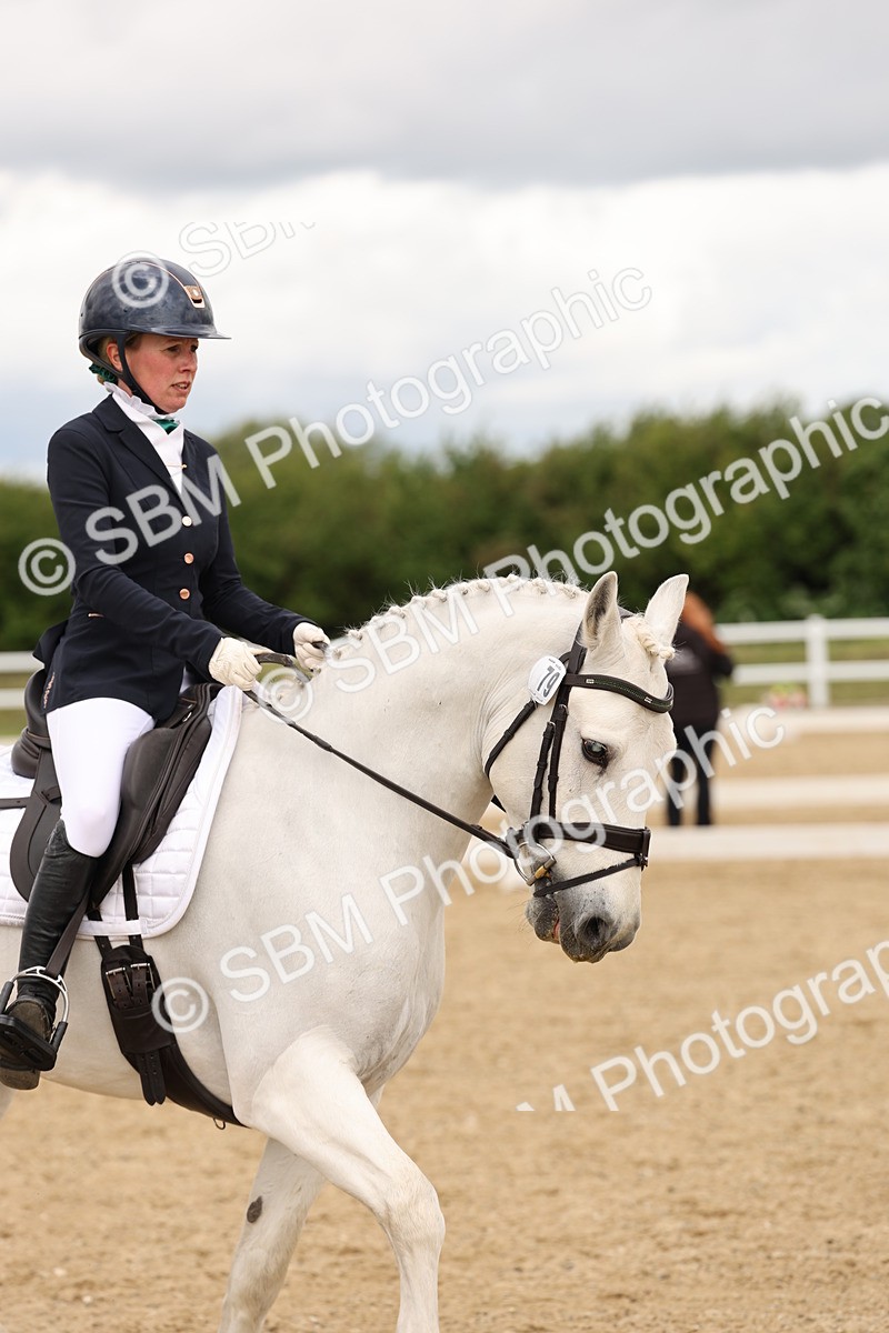 SBM_003511 - Class 6a - Novice 5 - 13.17-14.21