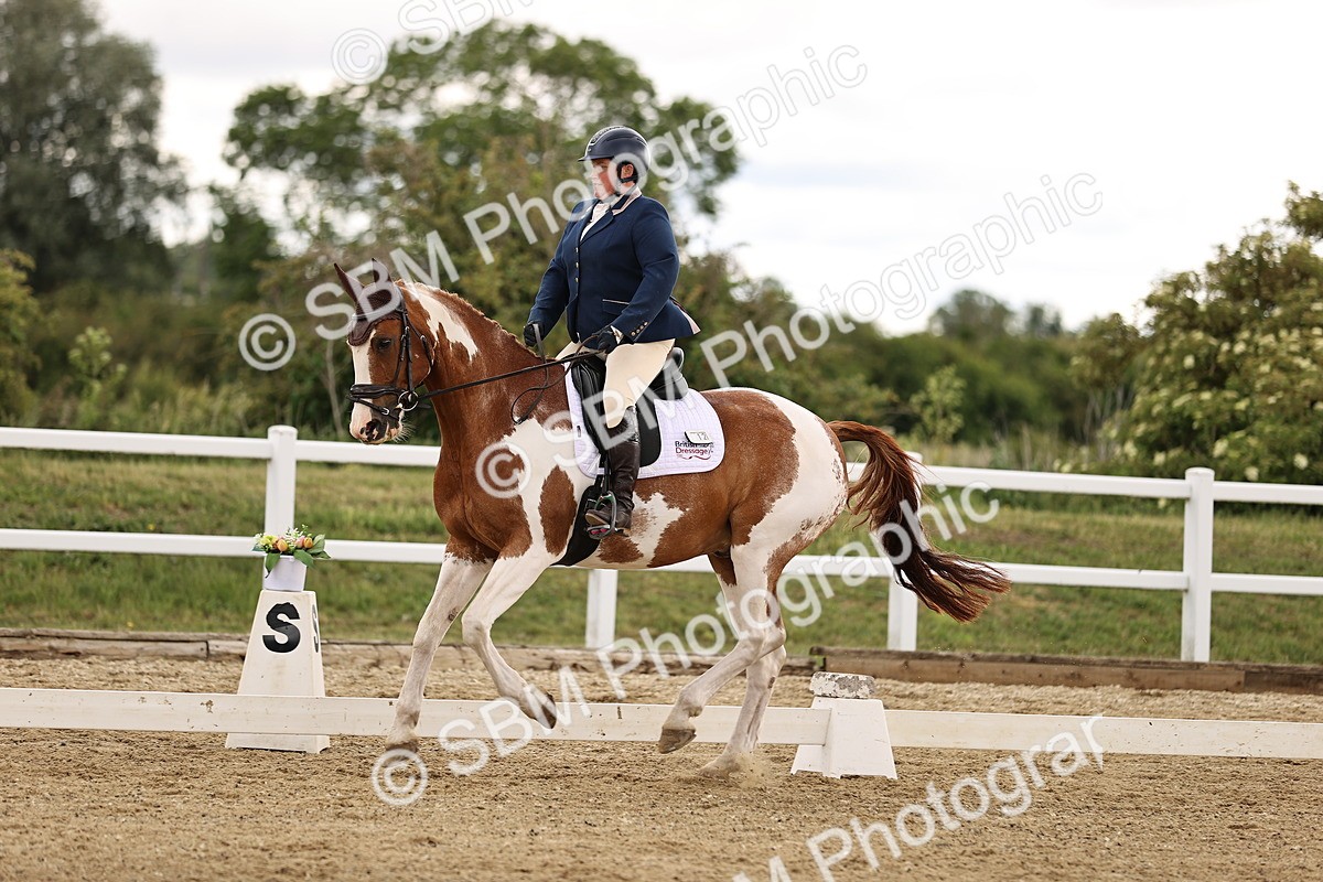 SBM_001947 - Class 2 - Novice 4 - 10.36-11.39