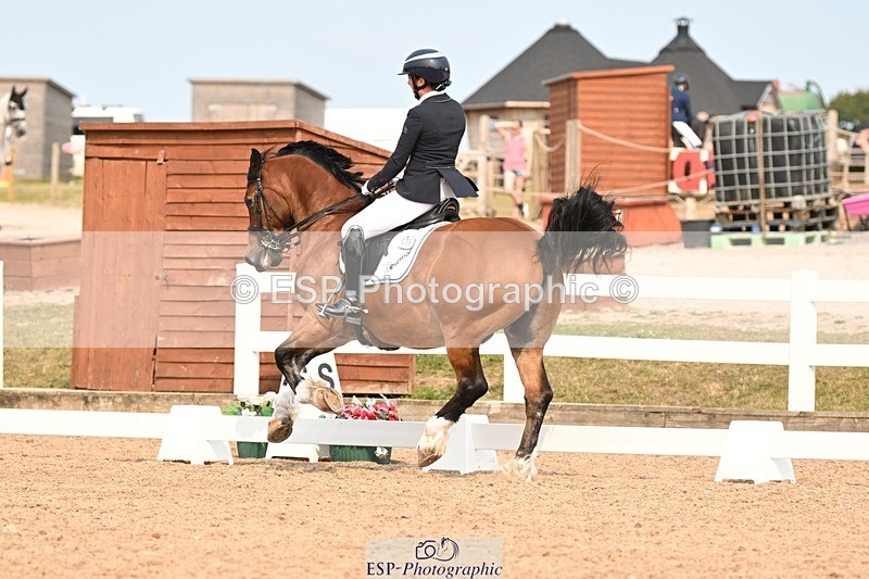 250816-155035-06266 - 030-Jane.HendyCefnbangor.Rob.Roy