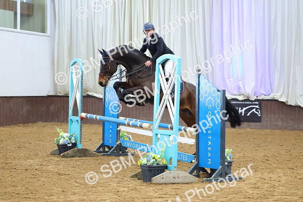 SBM_010156 - Class 21 - Nupafeed Supplements Senior Discovery/ 1m Open - First Round (1.00m)