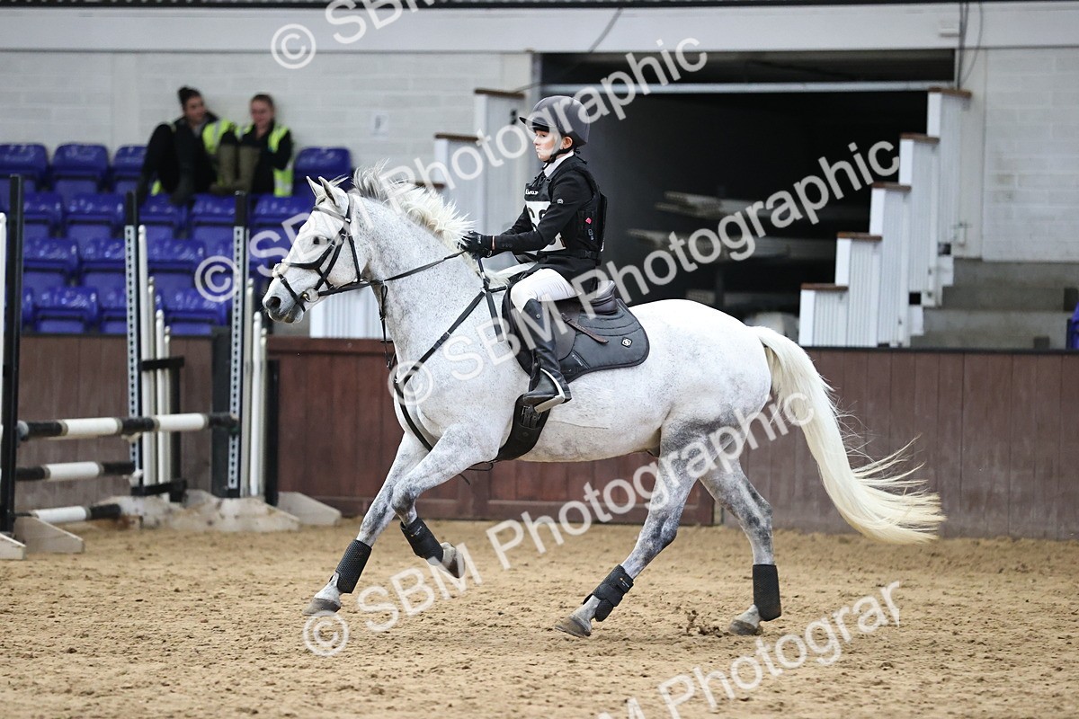 SBM_001647 - Class 5 - Henlow Veterinary Hospital 70cm