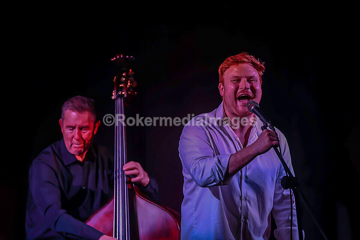 AMP  Ben-54 - AMP TRIO + Ben Holder