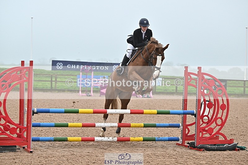 241103A-103625-06693 - SUN Cls 18 British Novice and 90cm Open