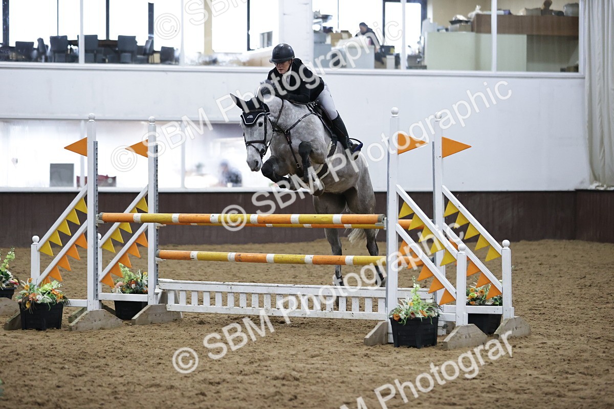 SBM_001399 - Class 4 - Senior Newcomers/ 1.10m Open