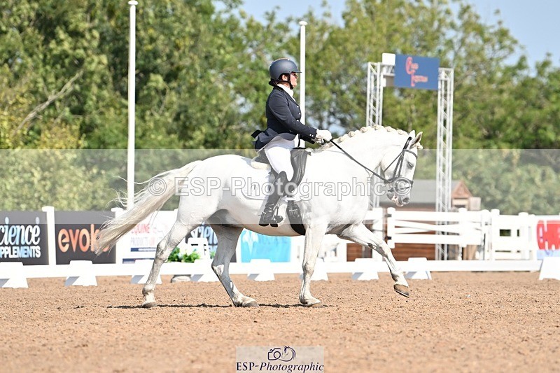 250816-104816-03210 - 111-Sonya.Fitch-PeytonDinnarthal.Buzzard