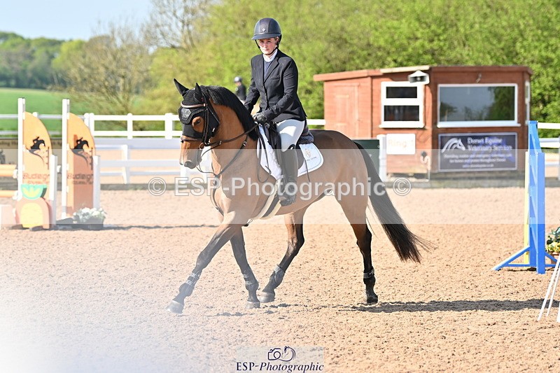 240509A-091134-00058 - Cls 1 British Novice and 90cm Open