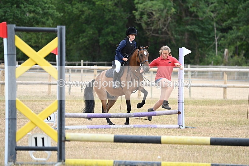 WJ6_9429 - Class 12 Minimus Jumping 45cm