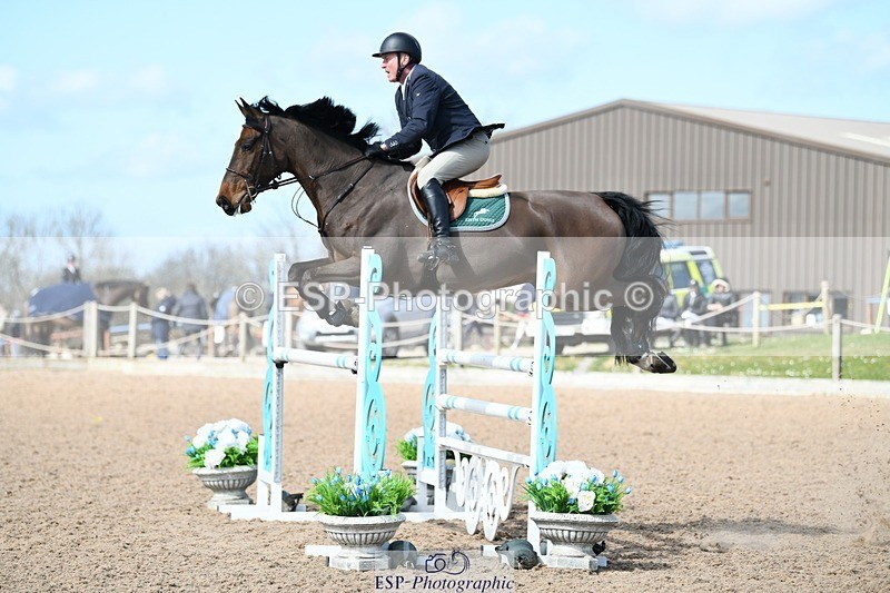 250328-125437-01084 - Cls 3 Snr Foxhunter