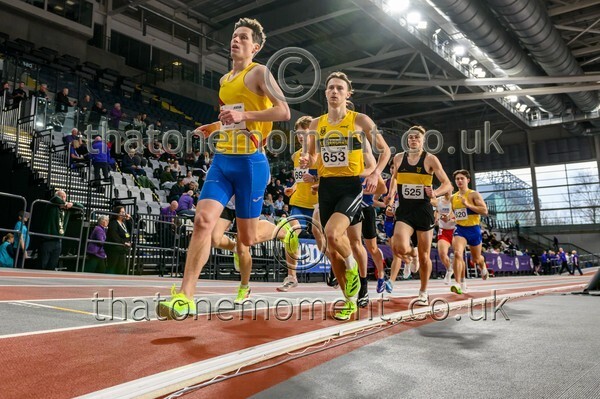 SenInd26-810095 - Track Male Set One