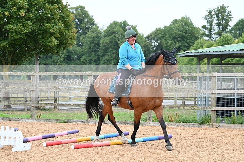 WJ7_8241 - Poles 11:00am