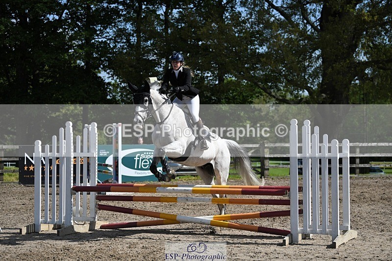 230512-102643-00521 - Cls 10 Snr 85cm Schooling