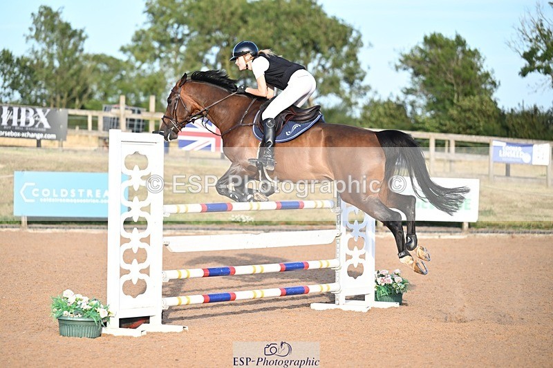 260731-193457-07171 - Cls 15 Snr Foxhunter
