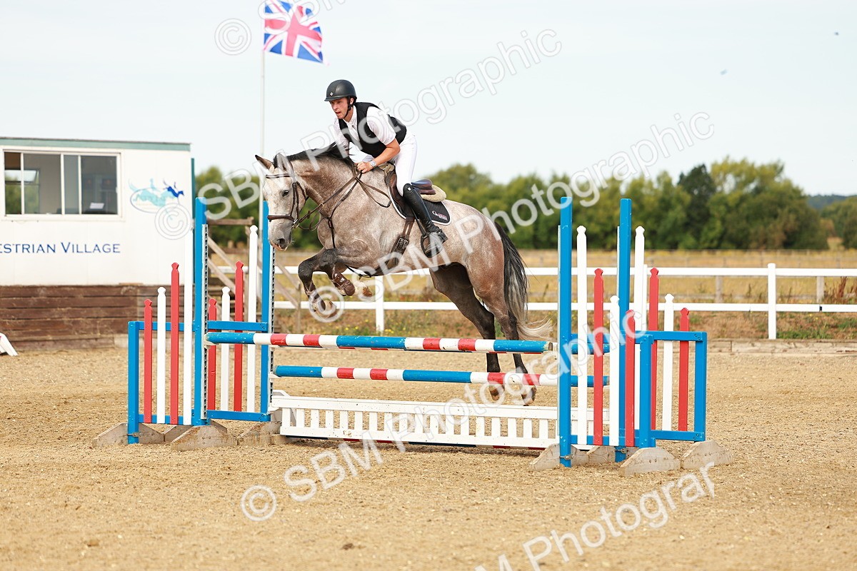 SBM_002429 - Class 9 - Senior British Novice - 90cm