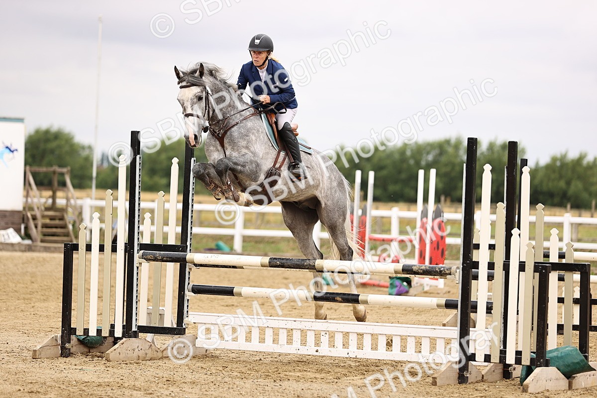 SBM_024728 - Class 9 - Senior British Novice - 90cm