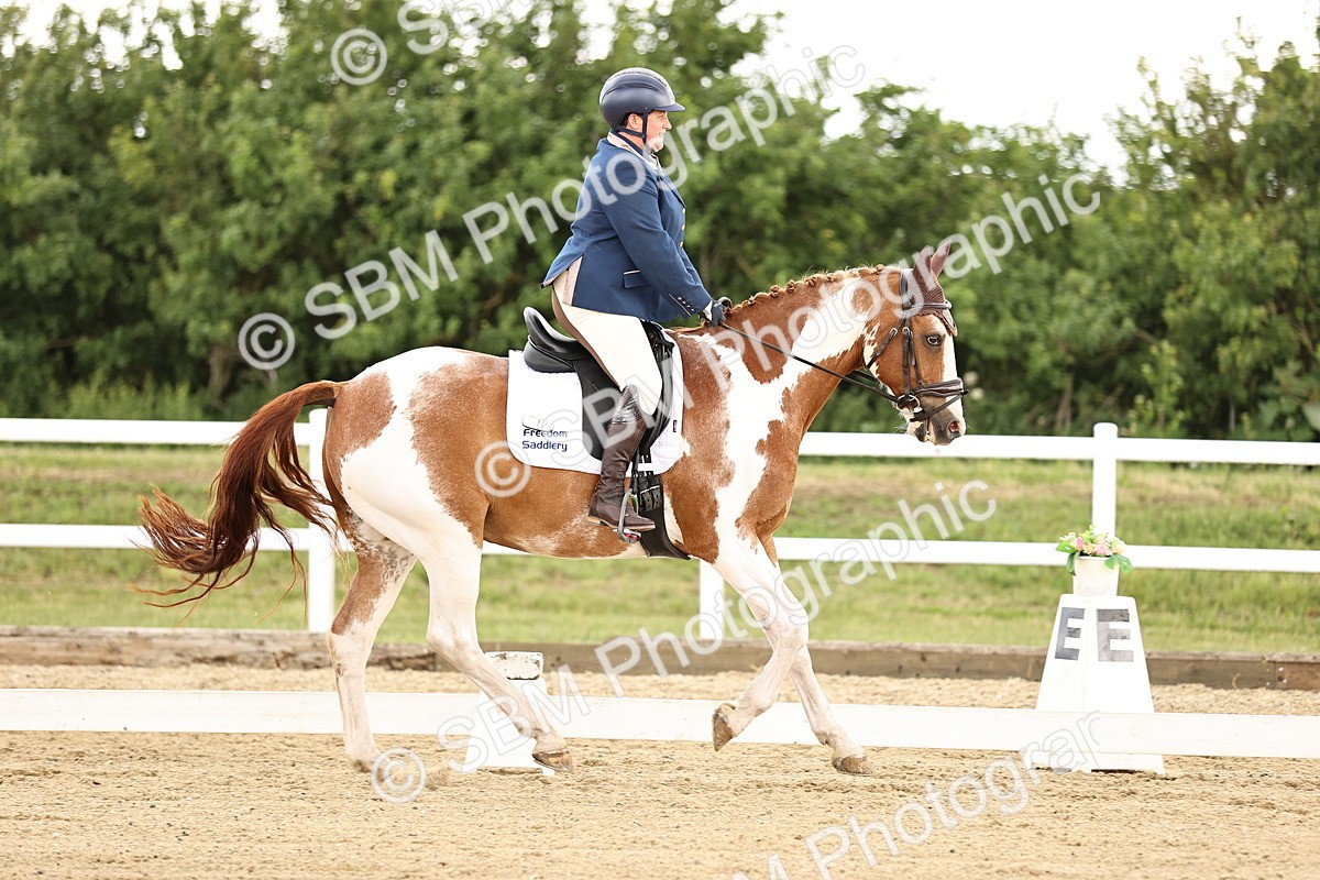 SBM_001955 - Class 2 - Novice 4 - 10.36-11.39