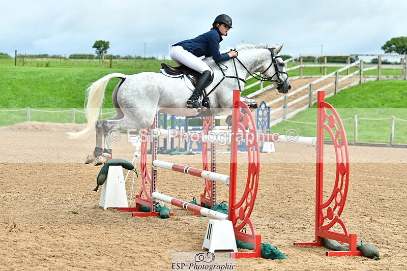 230805A-122842-00437 - Cls 3 Snr Foxhunter & 1.20m Open