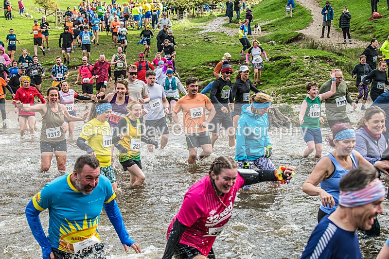 Dovedale Dash-320 - Dovedale Dash Sunday 5th October 2025
