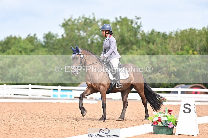 240817A-115001-08149 - 247-Maddie.Caunt-Desach.Cinderella