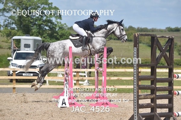 JAC_4526 - CLASS 6 Senior Newcomers/ 1.10m Open