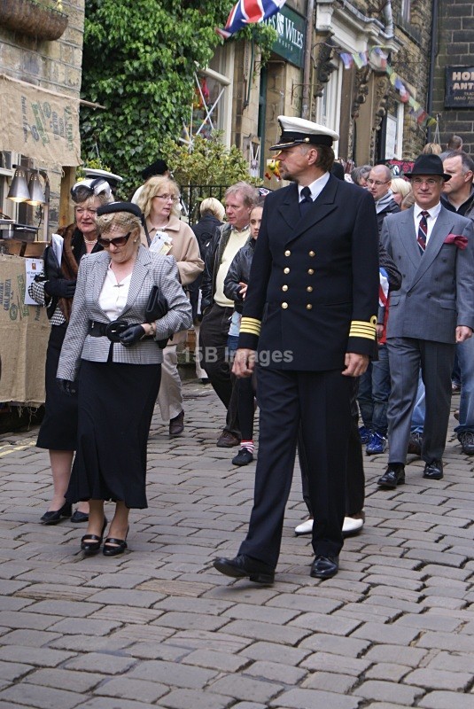 Haworth 152 - Haworth 1940's weekend 14th & 15th May 2011