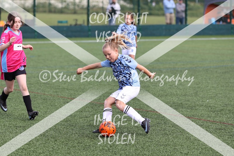 1DX30506 - Sat 13th U9 Girls