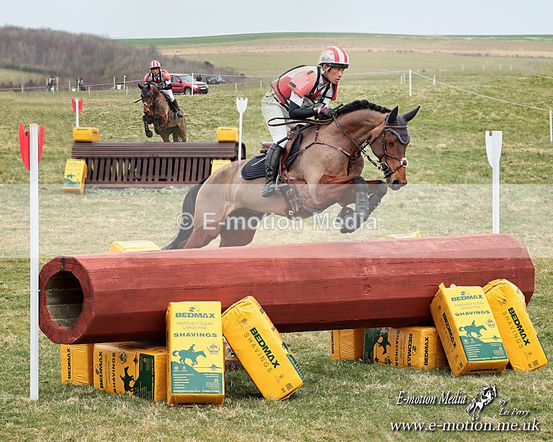 BE 210325 38m10x8 - Montage