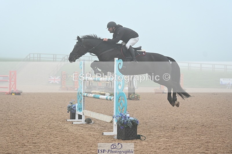 240316A-150346-04430 - Cls 17 National 1.30m Open