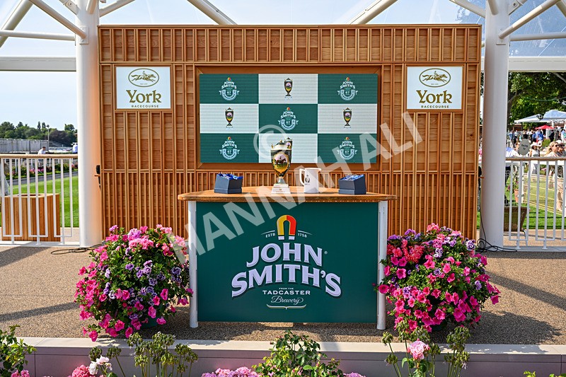 110726-Race 4-Raammee-2204 - Race 4 15.45pm John Smith's Cup