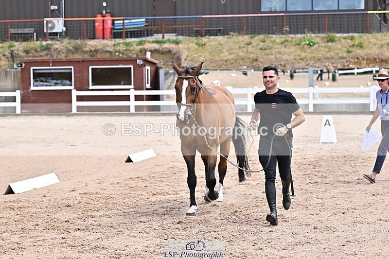 250716-130510-00312 - Trot Up 12.30 to 1.30