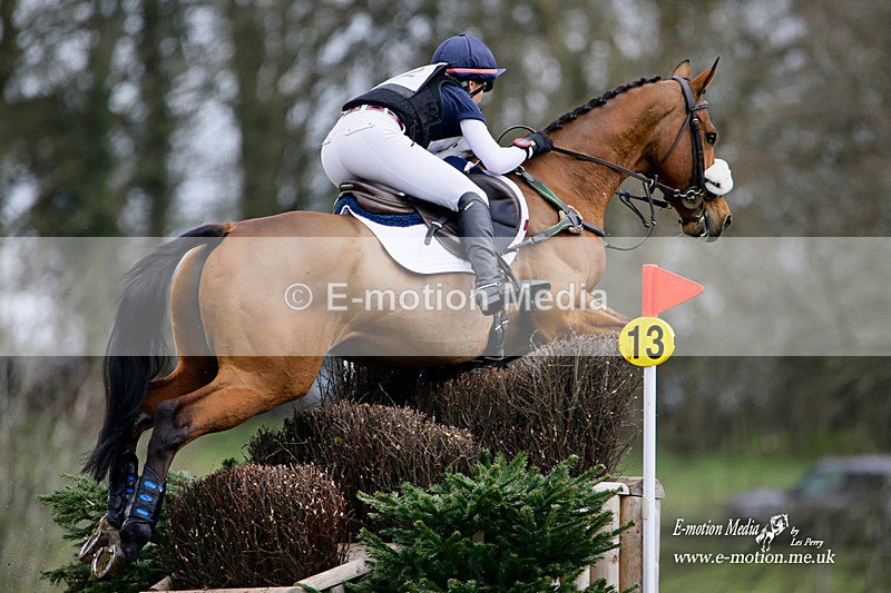 BE 050422 715a - Equestrian