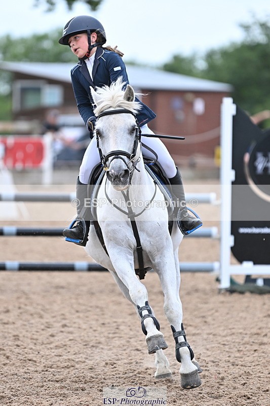 240628A-165412-01574 - Cls 5 Stepping Stones 128cm + 138cm