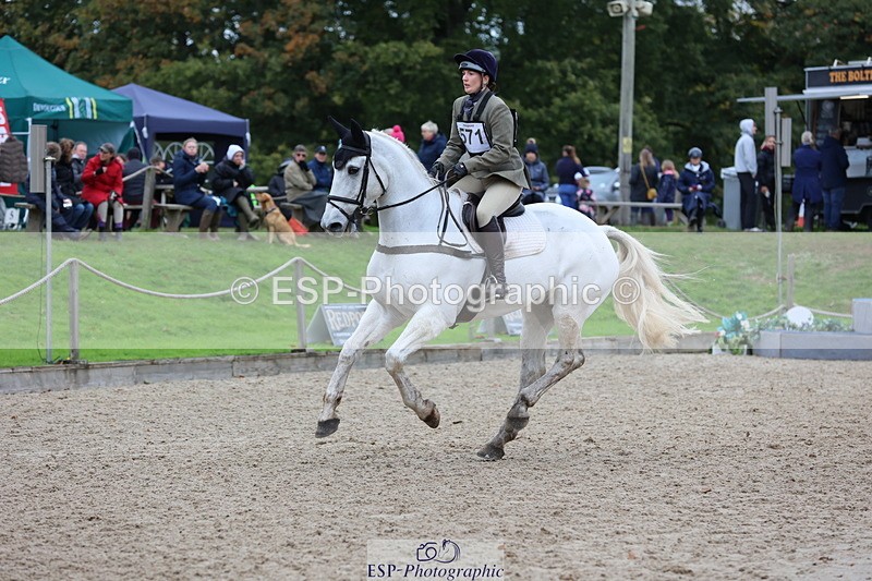 251026A-141110-26252 - G-571-Zoe.Mccanlis