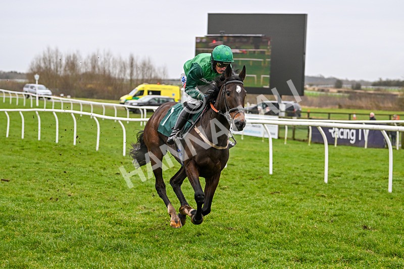 110124-Race 1-Brucio-2082 - Race 1