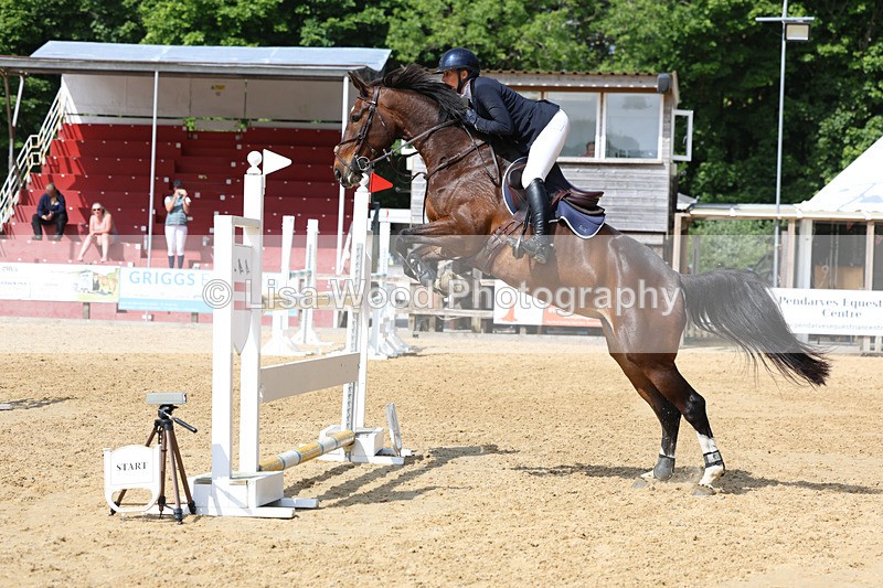 3E7A1337 - Class 14: Senior 1.15m Open