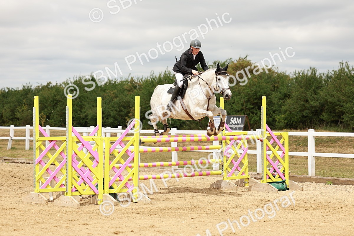 SBM_017803 - Class 21 - Senior Newcomers Championship 2d Rd