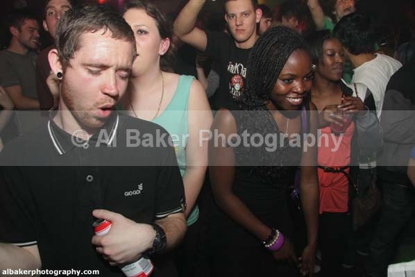 033 - Soul:ution vs Strange Fruit  28.05.10