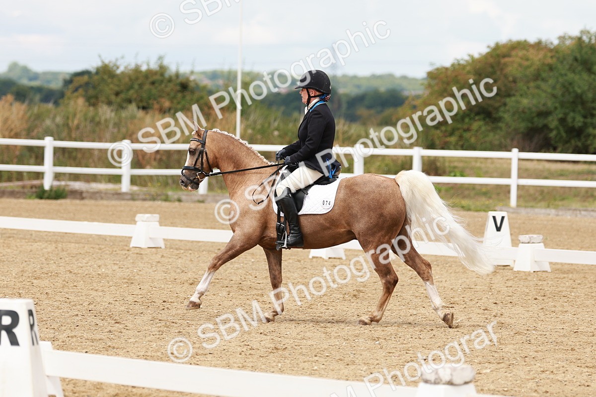 SBM_001555 - Class 4 - Novice 5