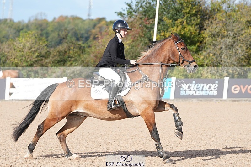 251005-104152-02614 - Cls 22 British Novice and 90cm