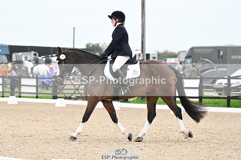 241103-103418-00364 - Intro 3 - 9.40 to 10.40