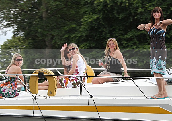 100702 BIG BUDDAH IMG_9117 - HENLEY REGATTA - FRIDAY 2nd JULY 2010