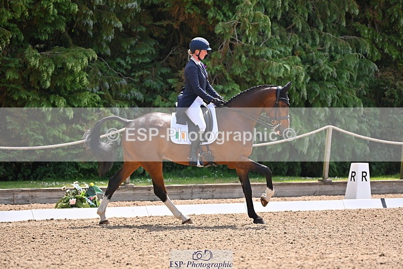 250523A-121011-06475 - D-475-Georgie.Goss-SLIGO.JUST.TOUCH