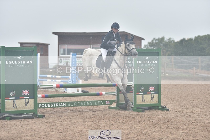 250830-145710-03754 - F-274-Isabella.Bonney