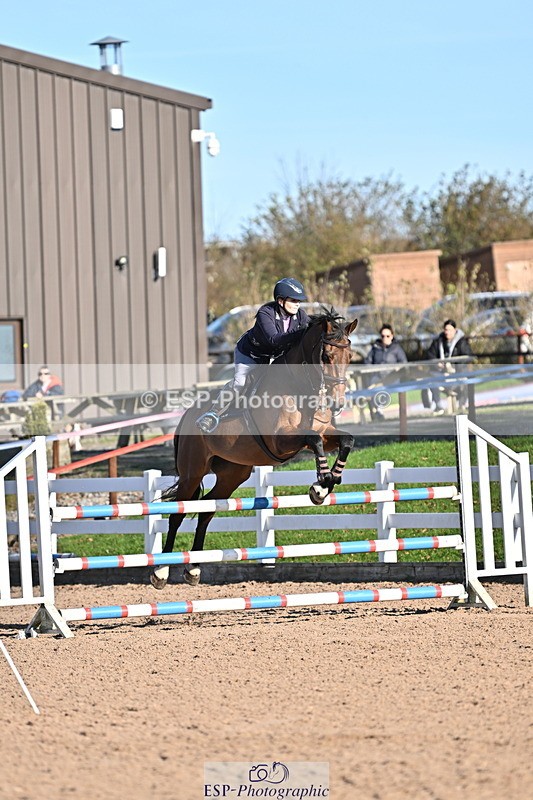 241113A-115305-00421 - Cls 03 Snr 1.05m