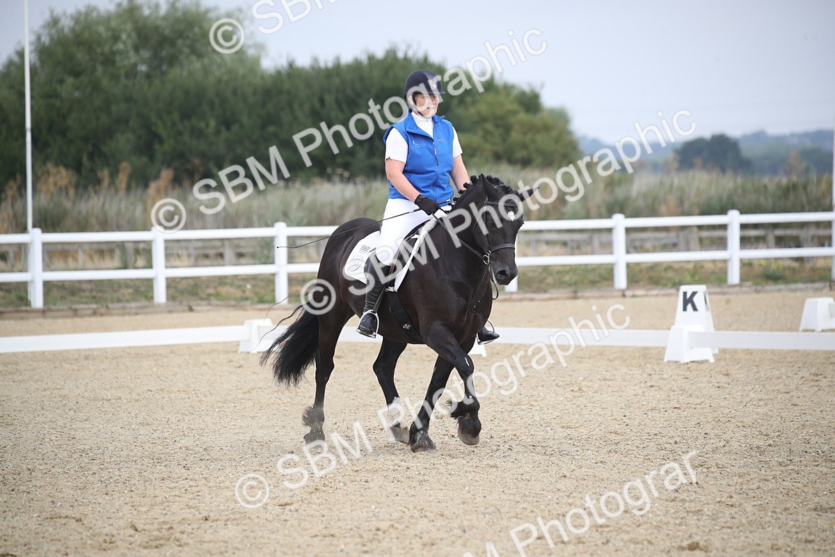 SBM_005879 - Novice 5 - 8.30.10.39